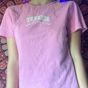 authentic genuine Yankees pink, baby Tee🌸
